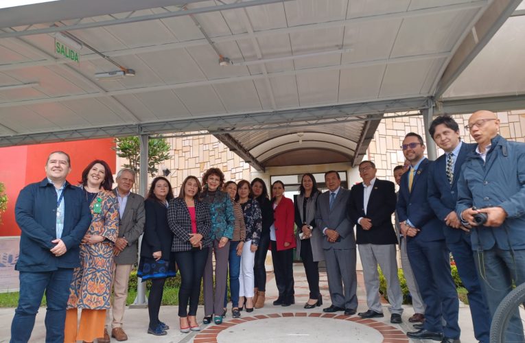 Delegación de la PUCE-SI cumplió agenda de trabajo en Universidades de Pasto -Colombia