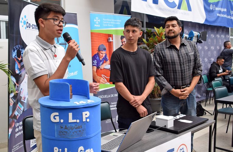 Estudiantes de Tecnologías de la Información ganan el tercer lugar en concurso externo