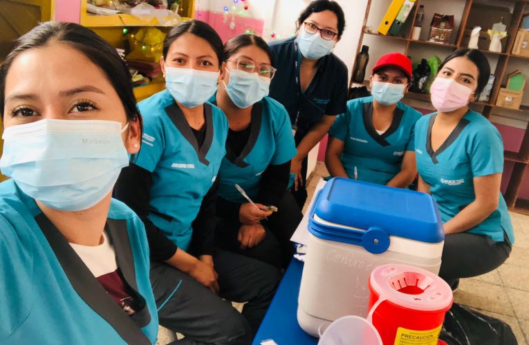 Los estudiantes de Enfermería participaron en las brigadas de vacunación contra el sarampión