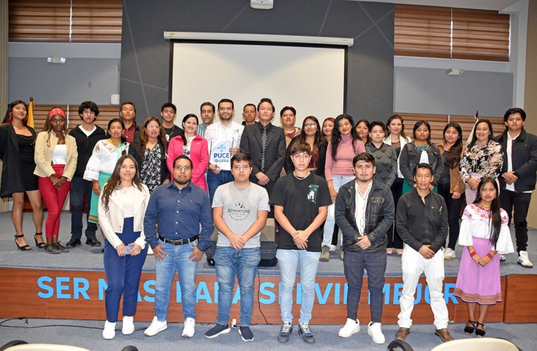 La PUCE Ibarra recibió a los nuevos estudiantes de la Tecnología Superior en Emprendimiento